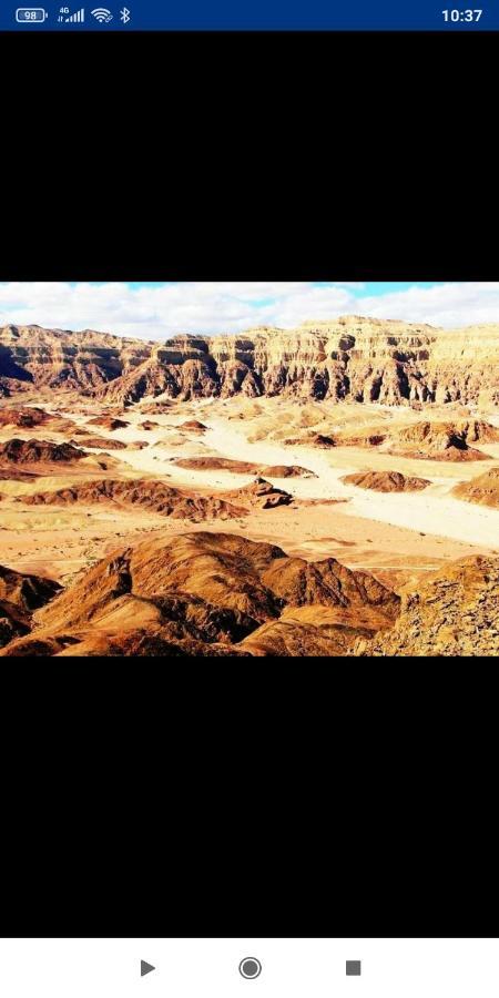 באר אורה אלת המדברGoddess of the desert מראה חיצוני תמונה
